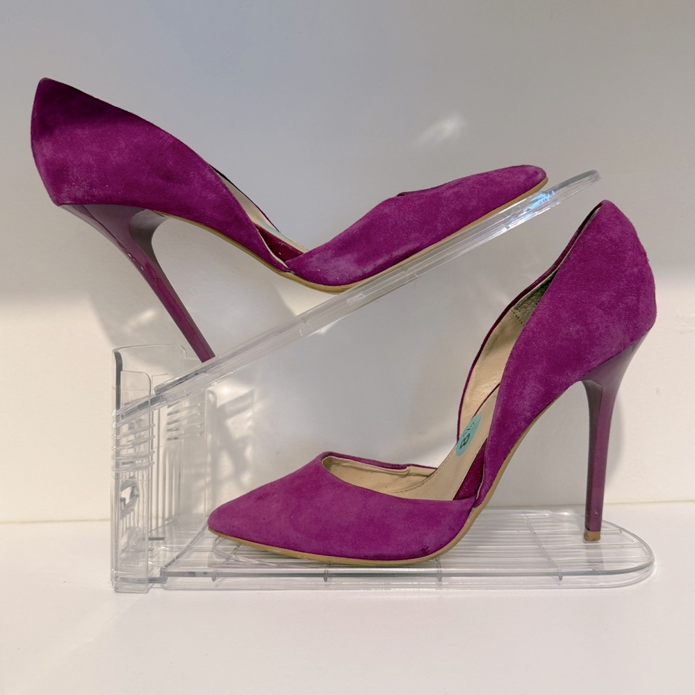 Varcityy Pur Suede Heels